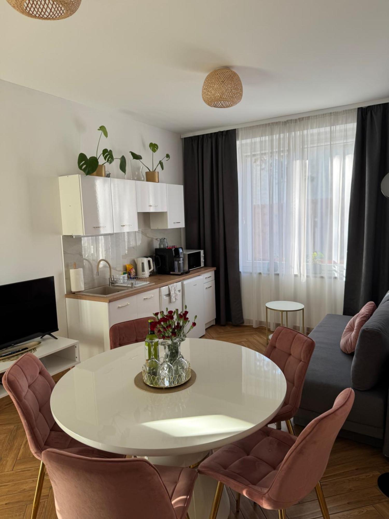 Dawna Mleczarnia Apartamenty Sosnowy Nowa Ruda Buitenkant foto